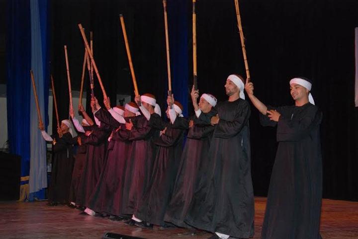 بالفيديو والصور.. الدسوقي يضع إكليل الزهور على النصب التذكاري لشهداء بني عدي