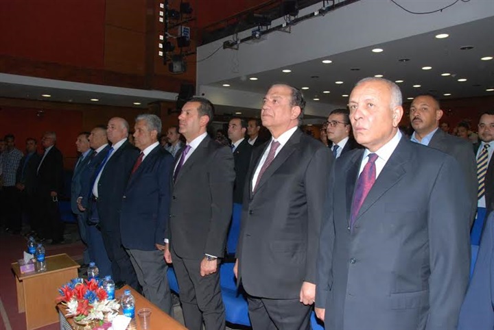 بالفيديو والصور.. الدسوقي يضع إكليل الزهور على النصب التذكاري لشهداء بني عدي