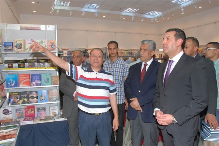 بالفيديو والصور.. الدسوقي يضع إكليل الزهور على النصب التذكاري لشهداء بني عدي