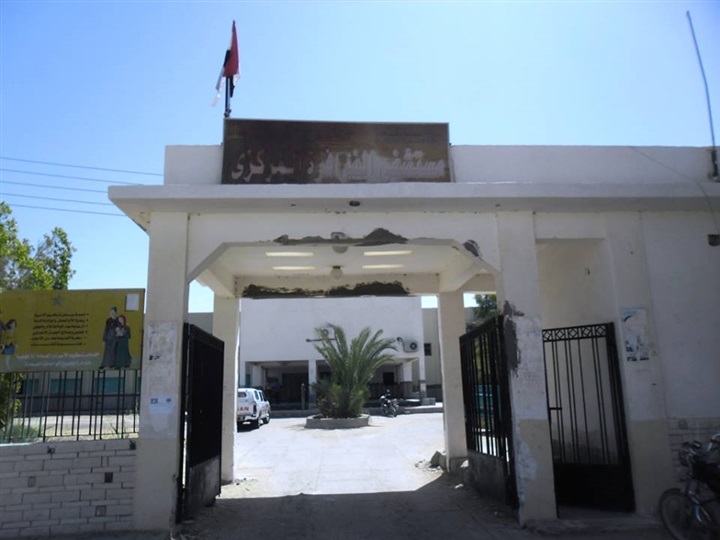 بالصور.. مستشفيات الوادى الجديد خارج الخدمة رغم تجديدها بملايين الجنيهات.. والمرضى يصرخون: ”إحنا بنروح نتعالج في أسيوط”