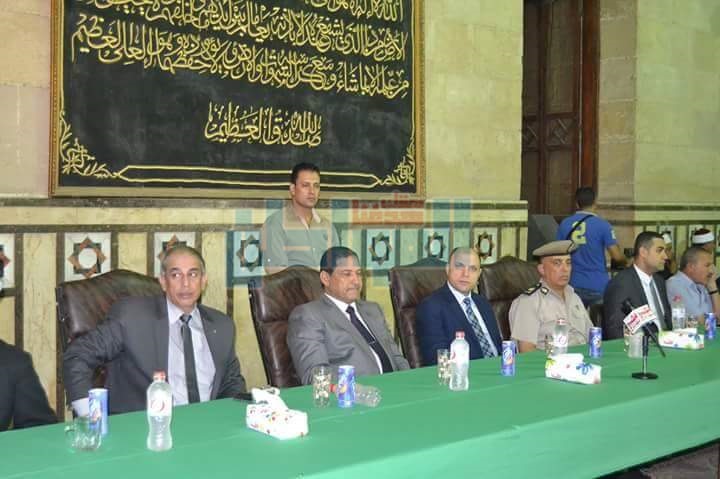 بالصور.. محافظ الغربية يحضر احتفالات ليلة القدر