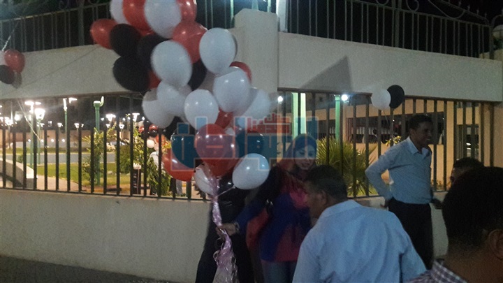 بالفيديو والصور.. مسيرة بالسيارات للاحتفلات بـ 30 يونيو بالبحر الأحمر