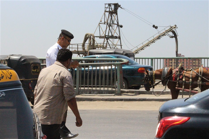 بالصور.. شرطة المسطحات: جاري البحث عن سائق السيارة التي سقطت بالنيل