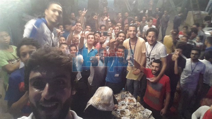 بالصور.. "كفر الشيخ تفطر مع بعض".. في أكبر مائدة إفطار جماعي