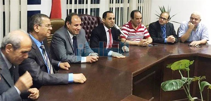بالصور.. رئيس جامعة دمنهور يستعرض إنجازات "إيناكتس" 