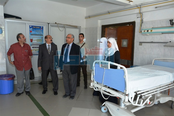 بالصور.. إنقاذ مرضى صعيد مصر تهدى أجهزة لمستشفى صحة المرأة 