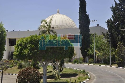بالصور.. 175 طالب يسجلون رغباتهم بجامعة قناة السويس