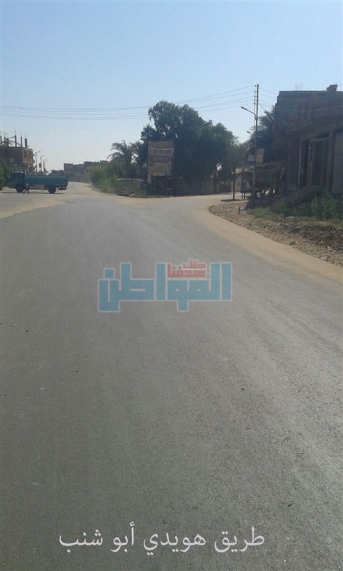 بالصور.. محافظ الفيوم: رصف وصيانة وتطوير شبكة الطرق بالمحافظة