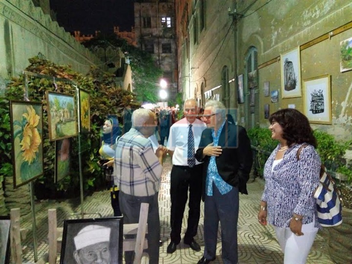 بالصور..افتتاح معرض "فن بلا أسوار" في الإسكندرية