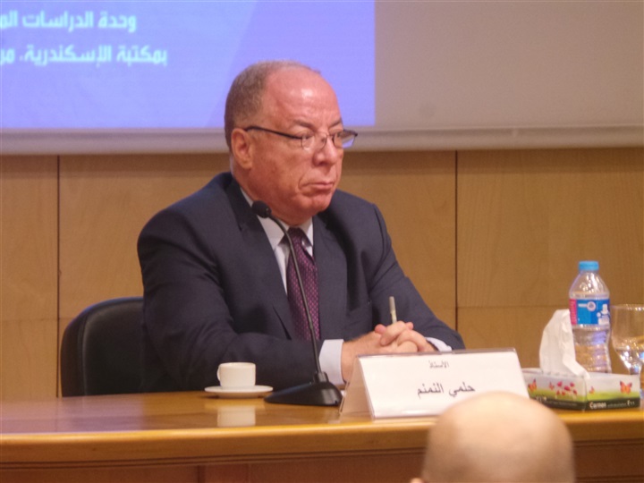 بالصور.. سراج الدين: المجتمعات العربية تشهد تحولات مصيرية فى بنيتها 