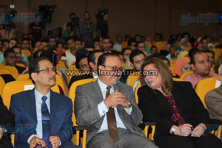 بالصور.. فاعليات مؤتمر الهندسة المصري 