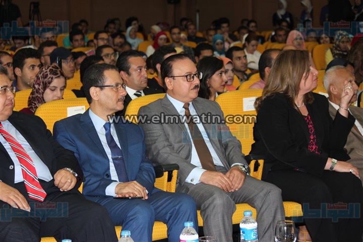بالصور.. فاعليات مؤتمر الهندسة المصري 
