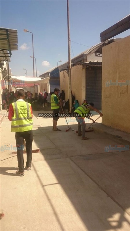 بالصور.. تجميل وتنظيف سوق الثلاثين بحي المنتزه بالإسكندرية