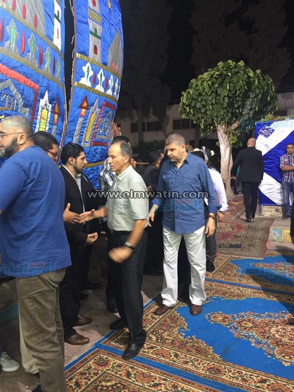 بالصور.. وصول «افاروق جعفر وفتحي مبروك» عزاء أحمد ماهر