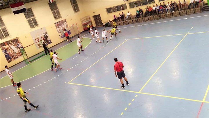 بالصور.. يد الزمالك تفوز على سموحة بـ«الدورى المصرى»