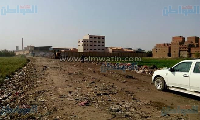 بالصور.. رفع 500 طن من المخلفات بالشارع الجديد بمدينة الخصوص