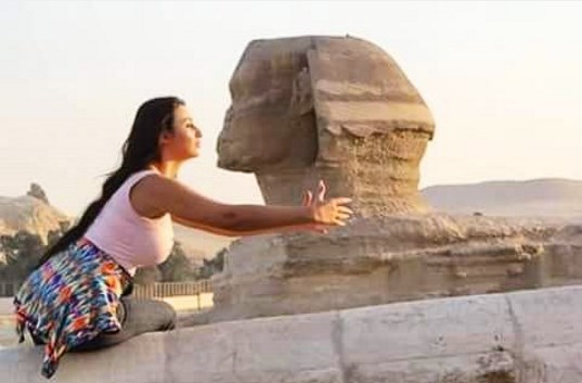 بالصور.. صوفينار تروج للسياحة بالأهرامات