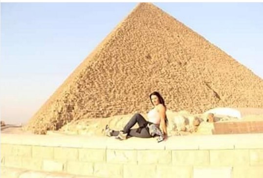 بالصور.. صوفينار تروج للسياحة بالأهرامات