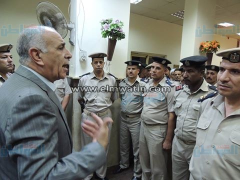 بالصور.. مدير أمن المنيا يتفقد مركز ووحدة مرور سمالوط