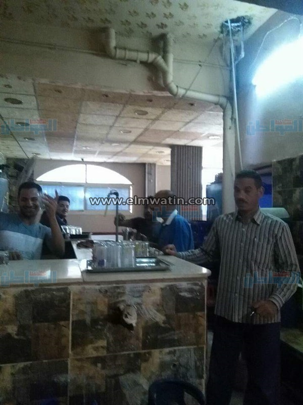 بالصور.. تحرير محضرين لمقهى ومخبز مخالفين في بني سويف 