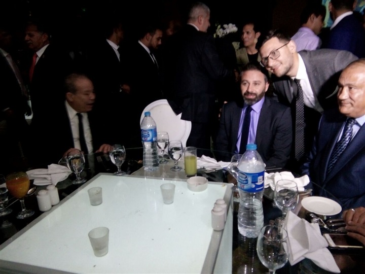 بالصور.. مرتضى منصور في حفل زفاف باسم مرسي