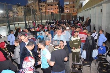 بالصور.. المصريين الأحرار بسوهاج يفتتح معرضه الخيري الثاني