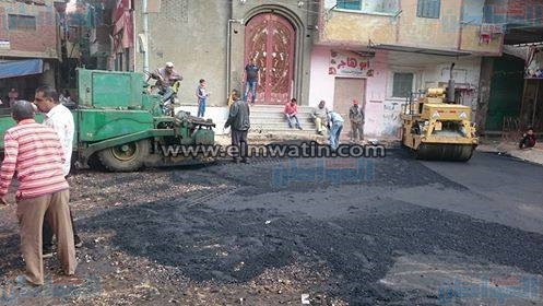 بالصور.. رصف الطرق بقريتي منية سندوب وطناح بالمنصورة