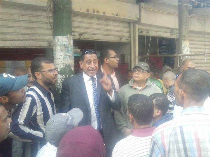 رئيس غرب الإسكندرية: الحي سوف يقوم بمتابعة الأوضاع في الشارع 