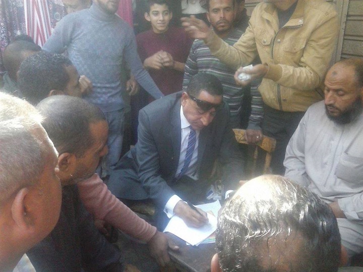 رئيس غرب الإسكندرية: الحي سوف يقوم بمتابعة الأوضاع في الشارع 