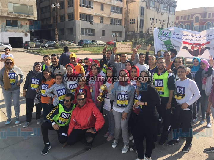 بالصور.. "المؤتمر" ينظم أكبر ماراثون شبابي لتشجيع السياحة بالإسكندرية