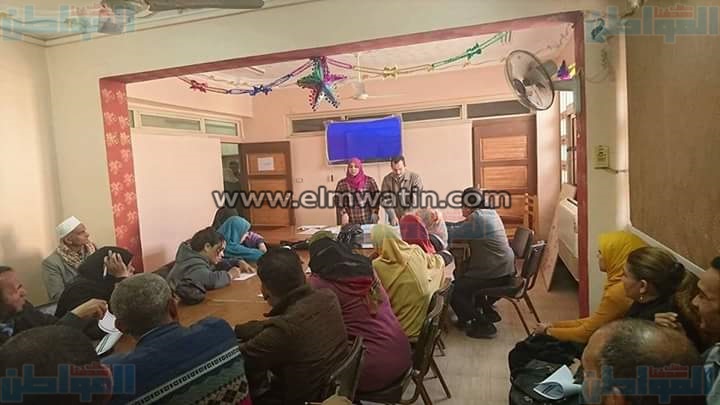 بالصور.. اجتماع مع مسئولى الفيروسات الكبدية وسحب العينات ببني سويف