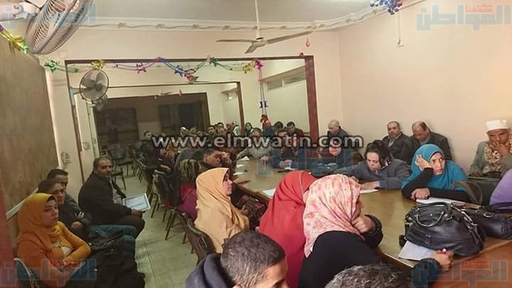 بالصور.. اجتماع مع مسئولى الفيروسات الكبدية وسحب العينات ببني سويف
