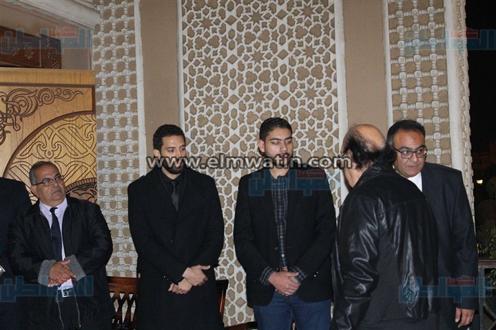 بالصور.. نجوم الفن في عزاء أحمد راتب
