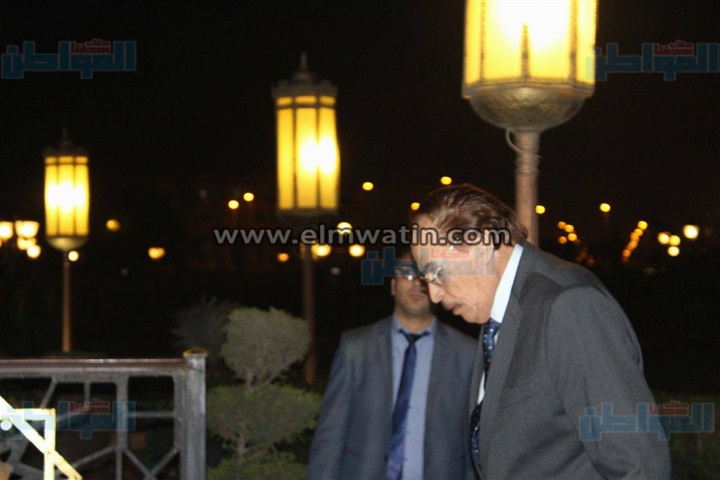 بالصور.. نجوم الفن في عزاء أحمد راتب