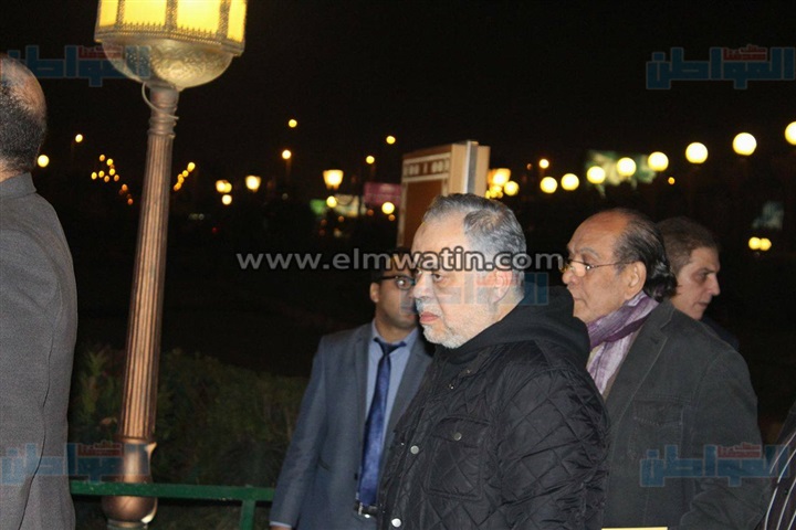 بالصور.. نجوم الفن في عزاء أحمد راتب
