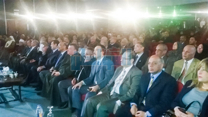 بدء الحوار المجتمعي لتقييم الأثر البيئي لمشروع إنتاج النافتا بشركة أسيوط