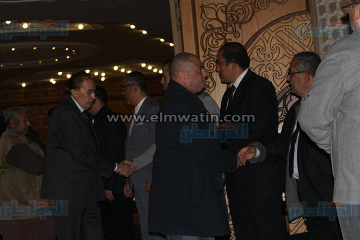 بالصور.. نجوم الفن في عزاء أحمد راتب