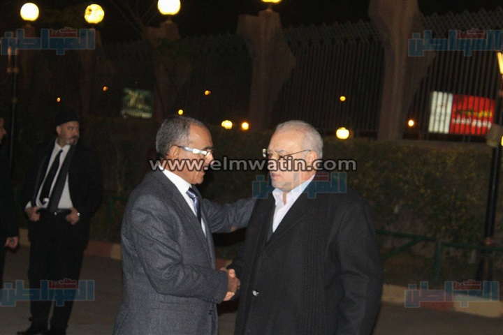 بالصور.. نجوم الفن في عزاء أحمد راتب