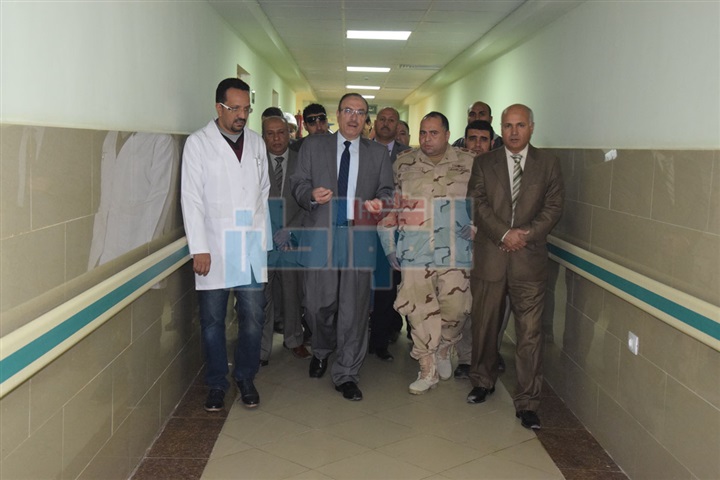 بالصور.. محافظ بني سويف يفتتح وحدة العناية المركزة للأطفال 