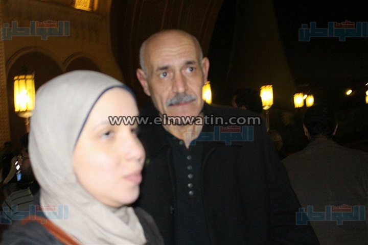 بالصور.. توافد الفنانين على عزاء أحمد راتب بمسجد "الشرطة"