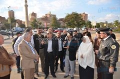 محافظ الإسماعيلية يتفقد موقع إنشاء جراج متعدد الطوابق بمجمع المواقف