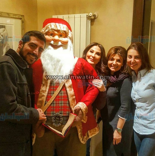 إليسا تحتفل بـ"الكريسماس" على طريقتها الخاصة