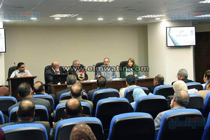 محافظ الإسكندرية يشدد على رؤساء الأحياء بزيادة التواجد في الشارع
