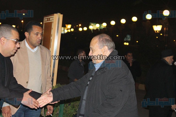 بالصور.. نجوم الفن في عزاء أحمد راتب