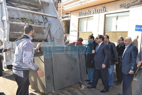 بالصور.. محافظ الغربية يتابع تشغيل السيارات الجديدة لنقل القمامة
