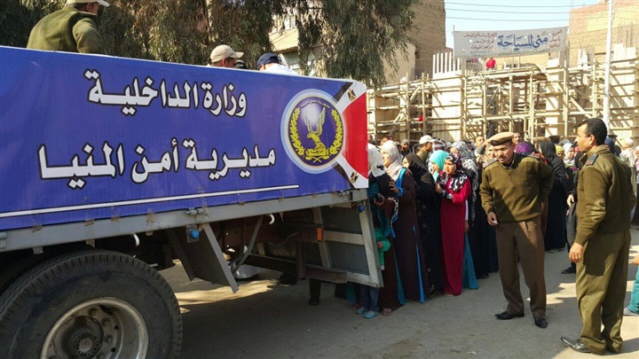 بالصور.. استمرار مبادرة "المنيا تأمر" وإحكام السيطرة والرقابة على جشع التجار