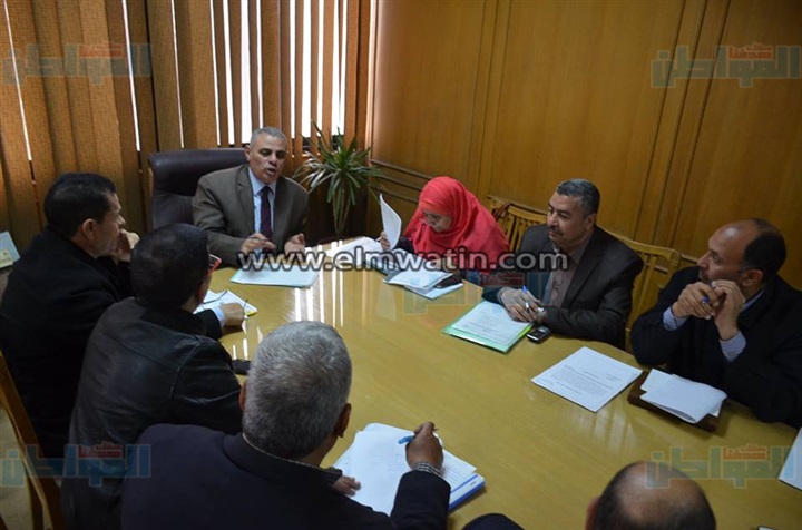 بالصور.. سكرتير عام "الإسماعيلية" يؤكد على سرعة تسليم الوحدات السكنية لحاجزيها