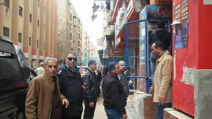 بالصور.. حملة إشغالات لغلق الكافيهات والمحلات الغير مرخصة بفيصل 