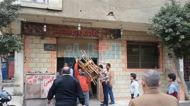 بالصور.. حملة إشغالات لغلق الكافيهات والمحلات الغير مرخصة بفيصل 