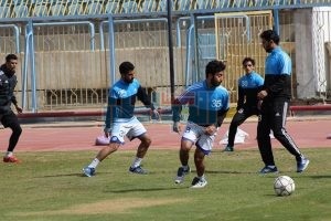 بالصور.."عدنان" يقود تدريب "مستبعدي الإسماعيلي" من مباراة الأهلي